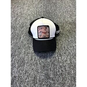 Whitegames Sumo Trucker Hat OSFA Black White Japanese Art Snapback Mesh Cap
